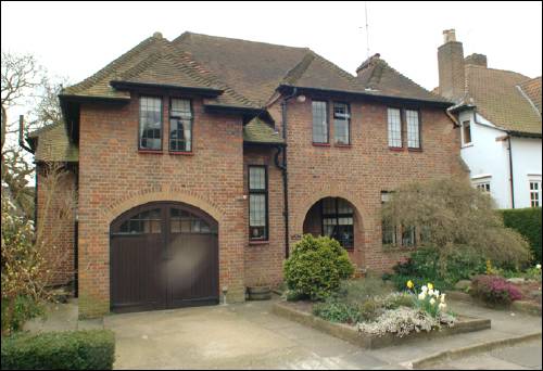18 Middleway a